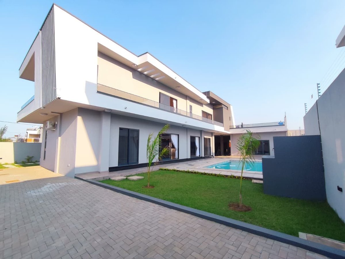 Rent a Modern 4-Bedroom House in Triunfo Novo, Maputo - Image 1